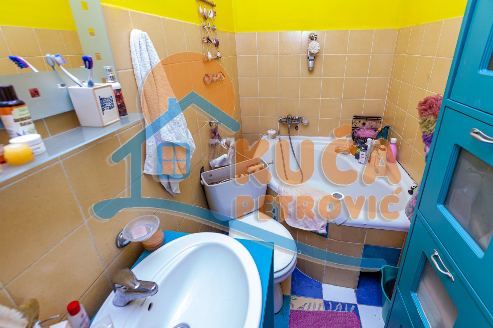 Trosoban stan, 95 m2, Medijana, Rentgenova ID: p-07384 17