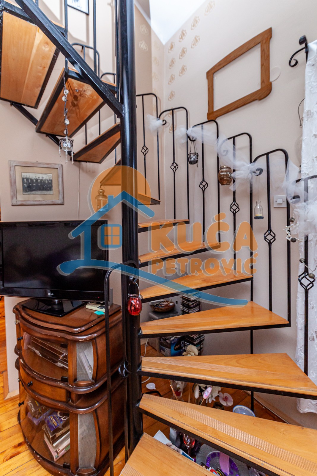 Trosoban stan, 95 m2, Medijana, Rentgenova ID: p-07384 5