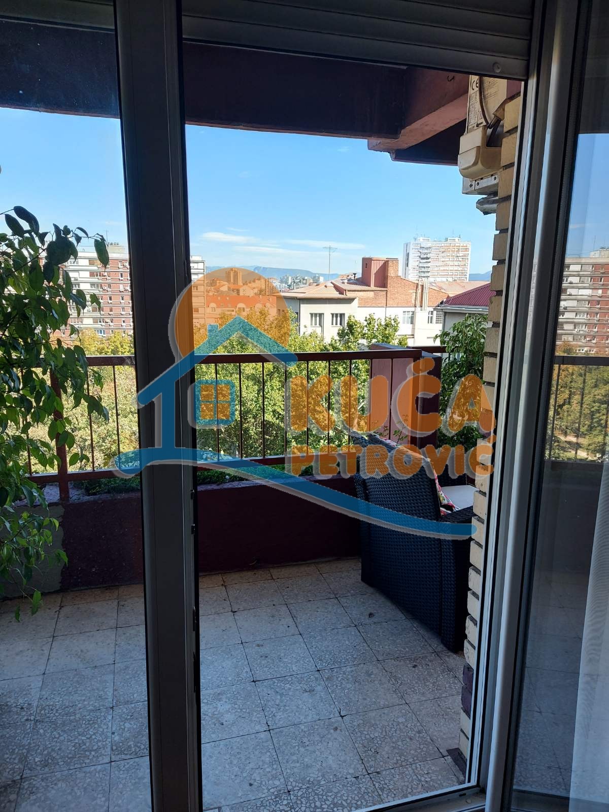 Trosoban stan, 98 m2, Medijana, Trg kralja Aleksandra Ujedinitelja ID: p-06884 10