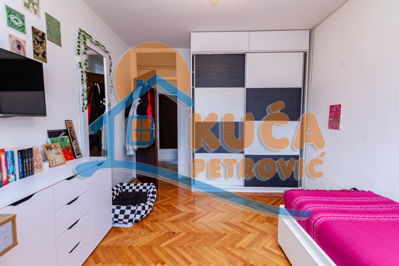 Trosoban stan, 98 m2, Medijana, Trg kralja Aleksandra Ujedinitelja ID: p-06884 21