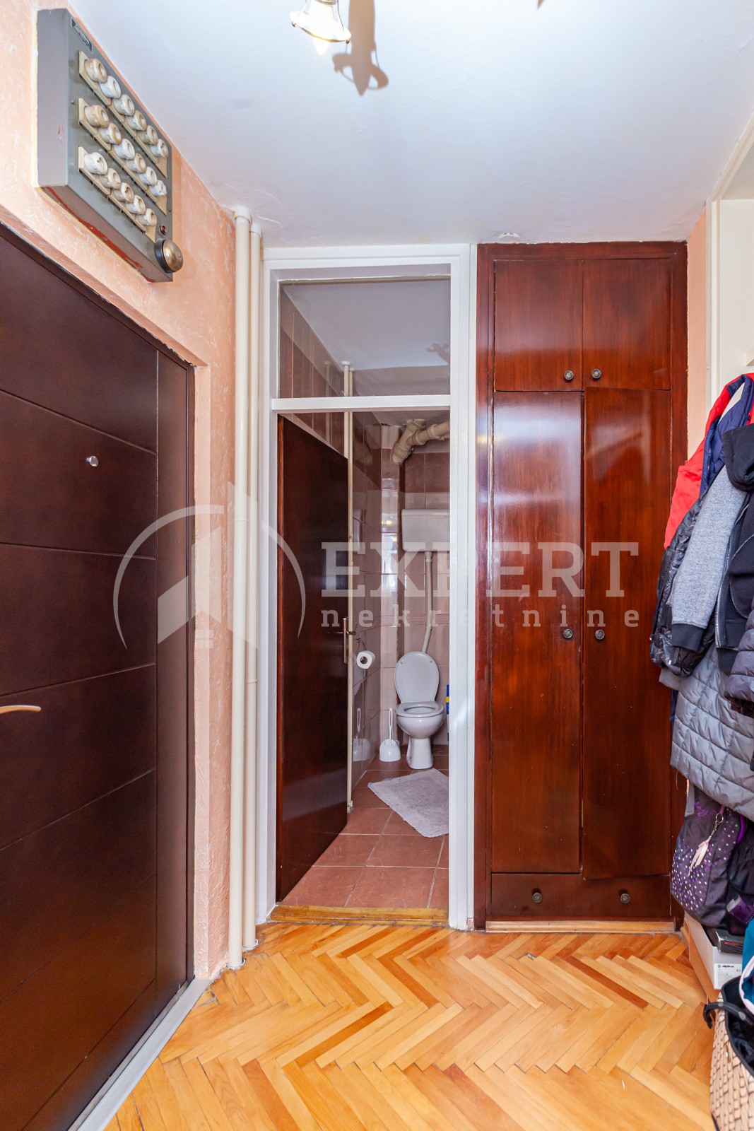 Trosoban stan, 98 m2, Medijana, Trg kralja Aleksandra Ujedinitelja ID: p-06884 16