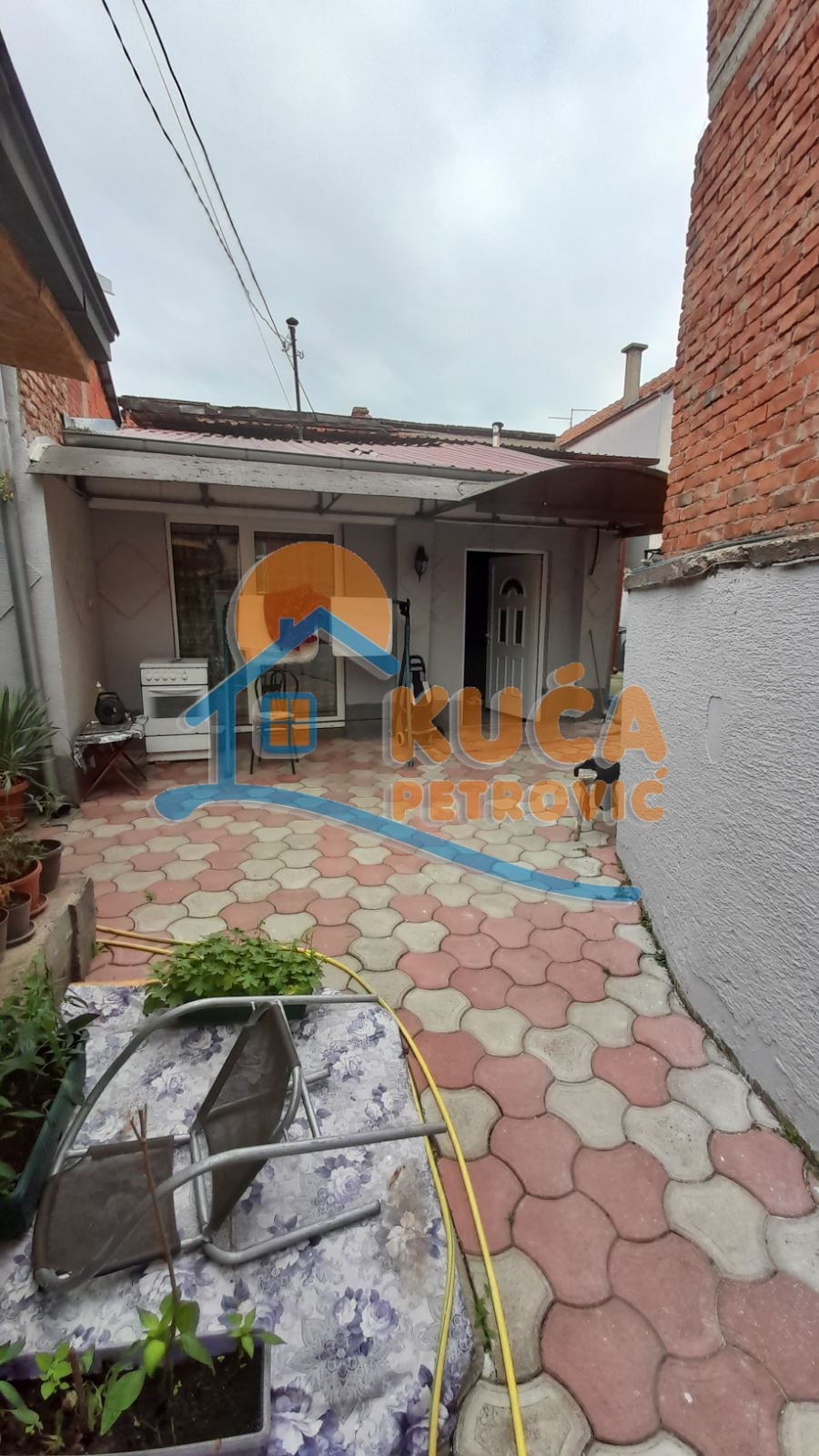 Trosobna kuća, 100 m2, Čamurlija, Šumatovačka ID: p-09431 18