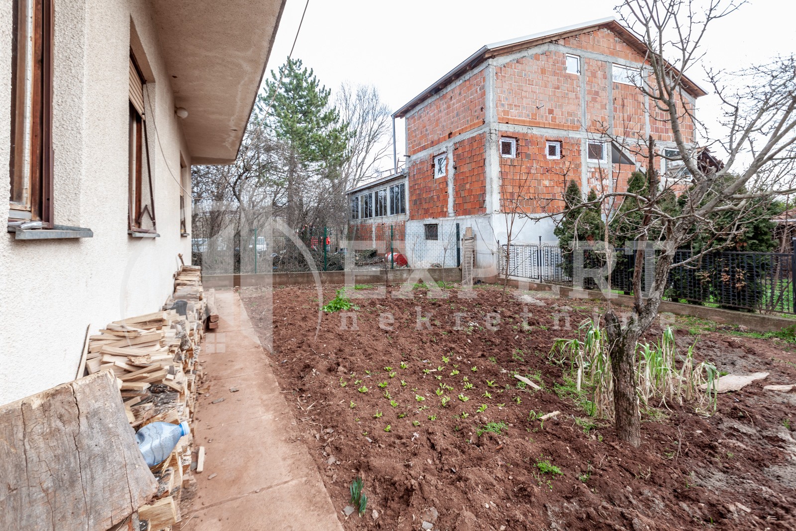 Trosobna kuća, 105 m2, Donja Vrežina, Donja Vrežina ID: p-07896 2