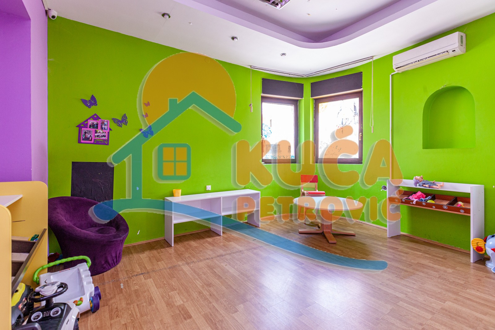 Trosobna kuća, 156 m2, Centar, Jug Bogdanova ID: p-03771 3