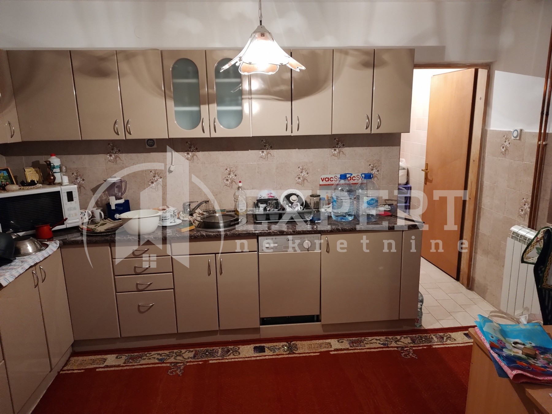 Trosobna kuća, 200 m2, Hajduk Veljkova ID: p-06376 10