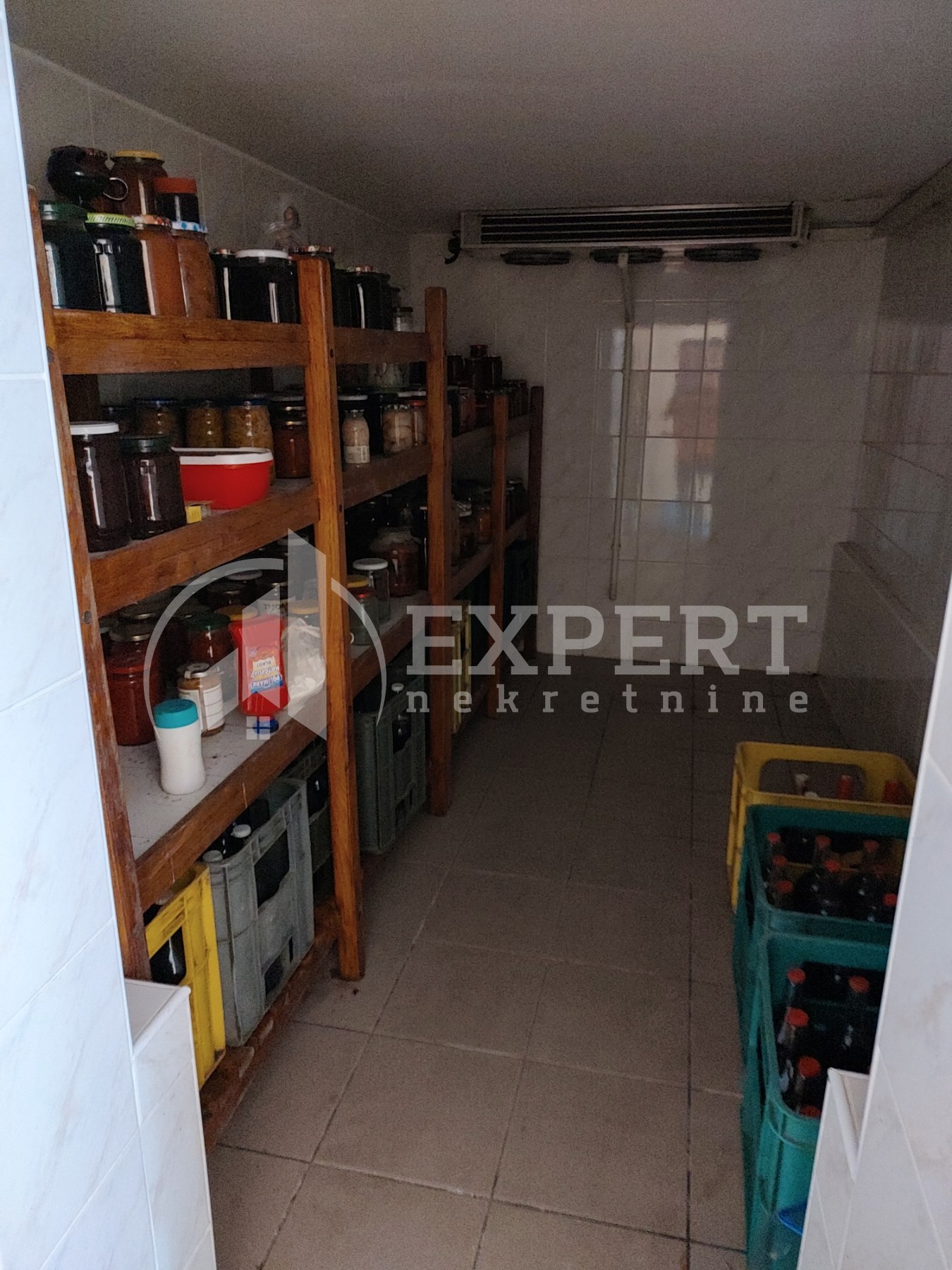 Trosobna kuća, 200 m2, Hajduk Veljkova ID: p-06376 17