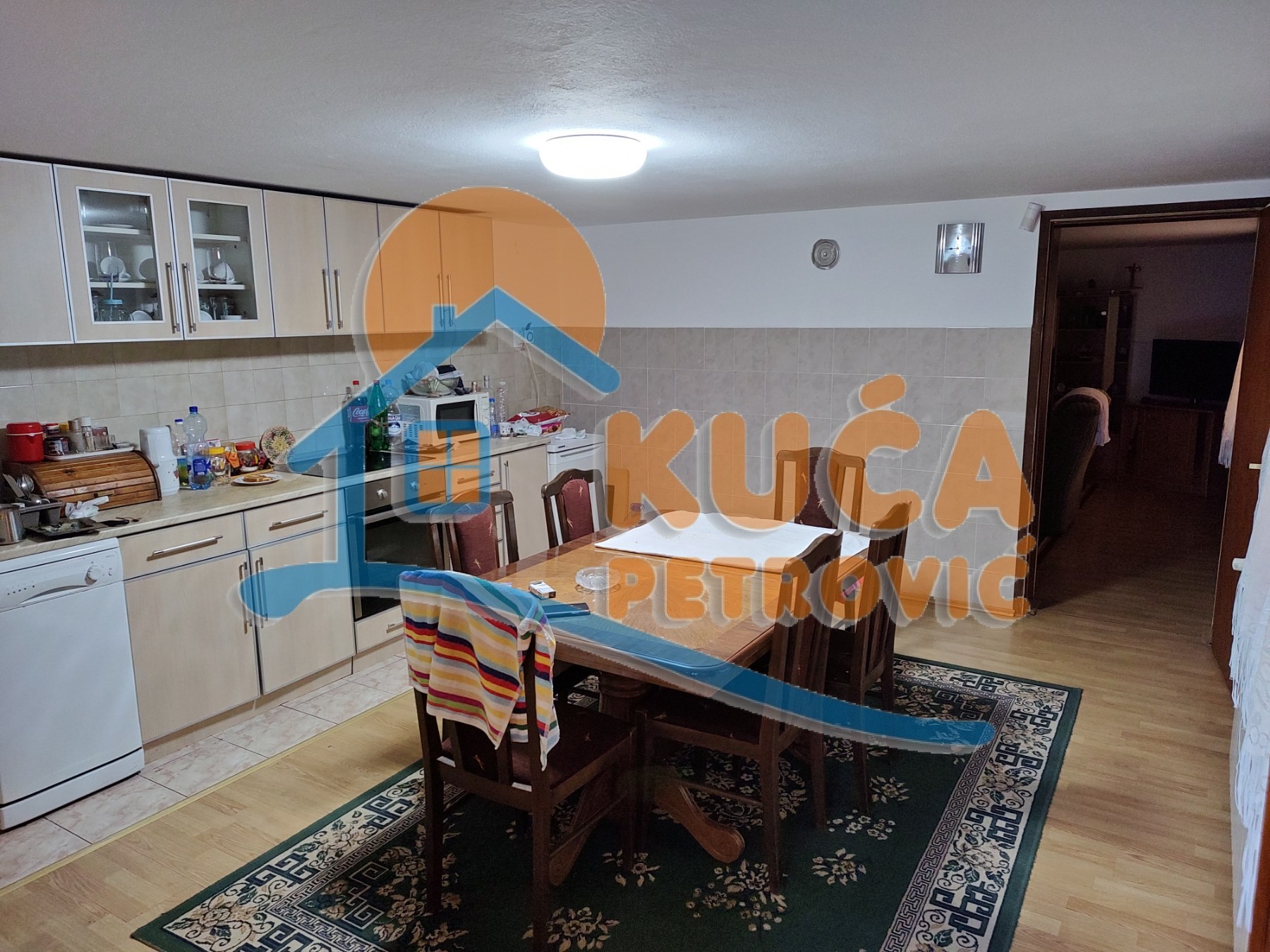 Trosobna kuća, 200 m2, Hajduk Veljkova ID: p-06376 11