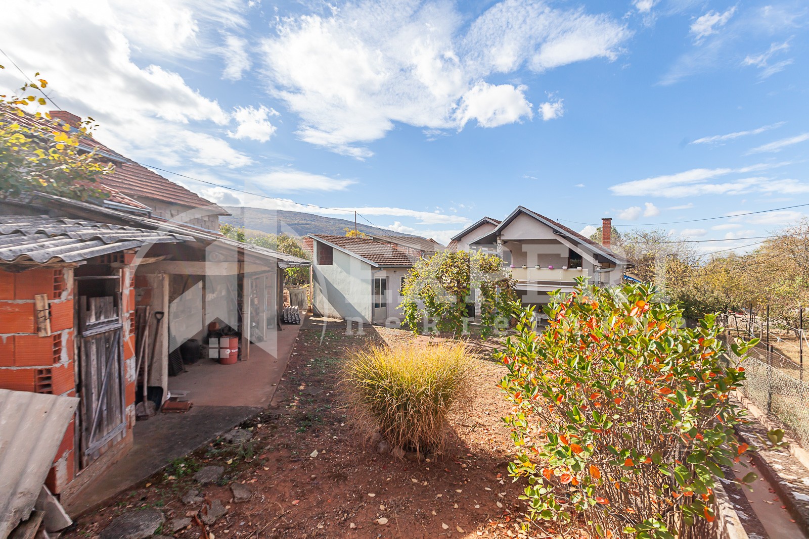 Trosobna kuća, 244 m2, Jelašnica, Železnička ID: p-010011 11