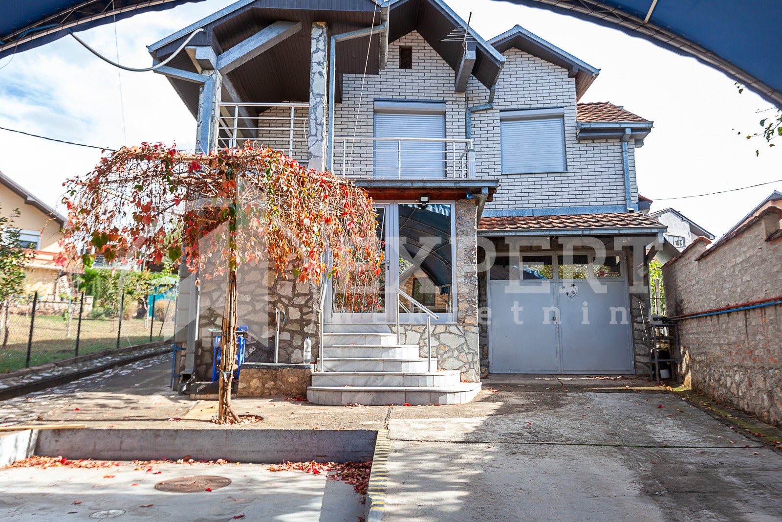 Trosobna kuća, 244 m2, Jelašnica, Železnička ID: p-010011 1