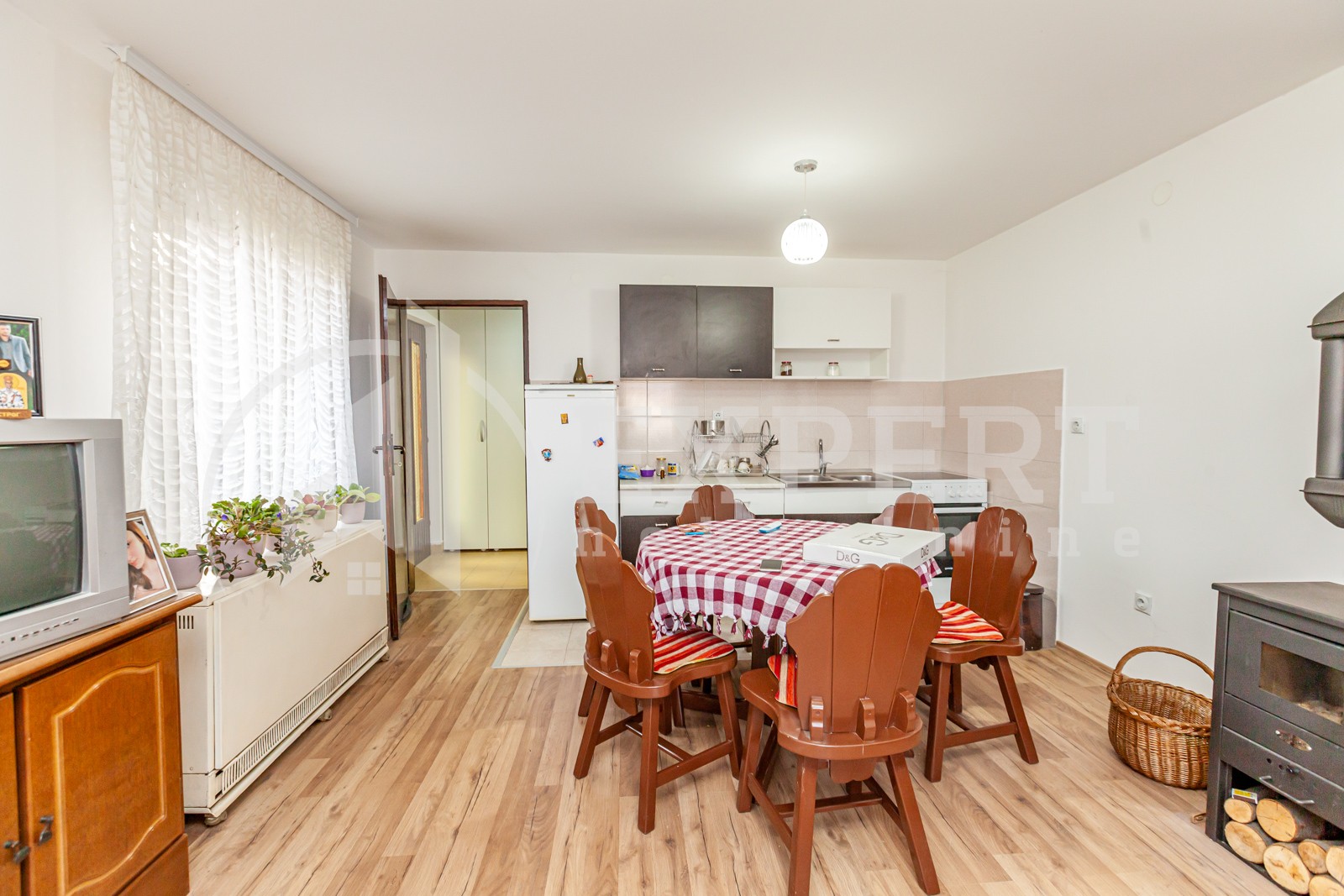 Trosobna kuća, 300 m2, Palilula, Novo selo ID: p-07097 17