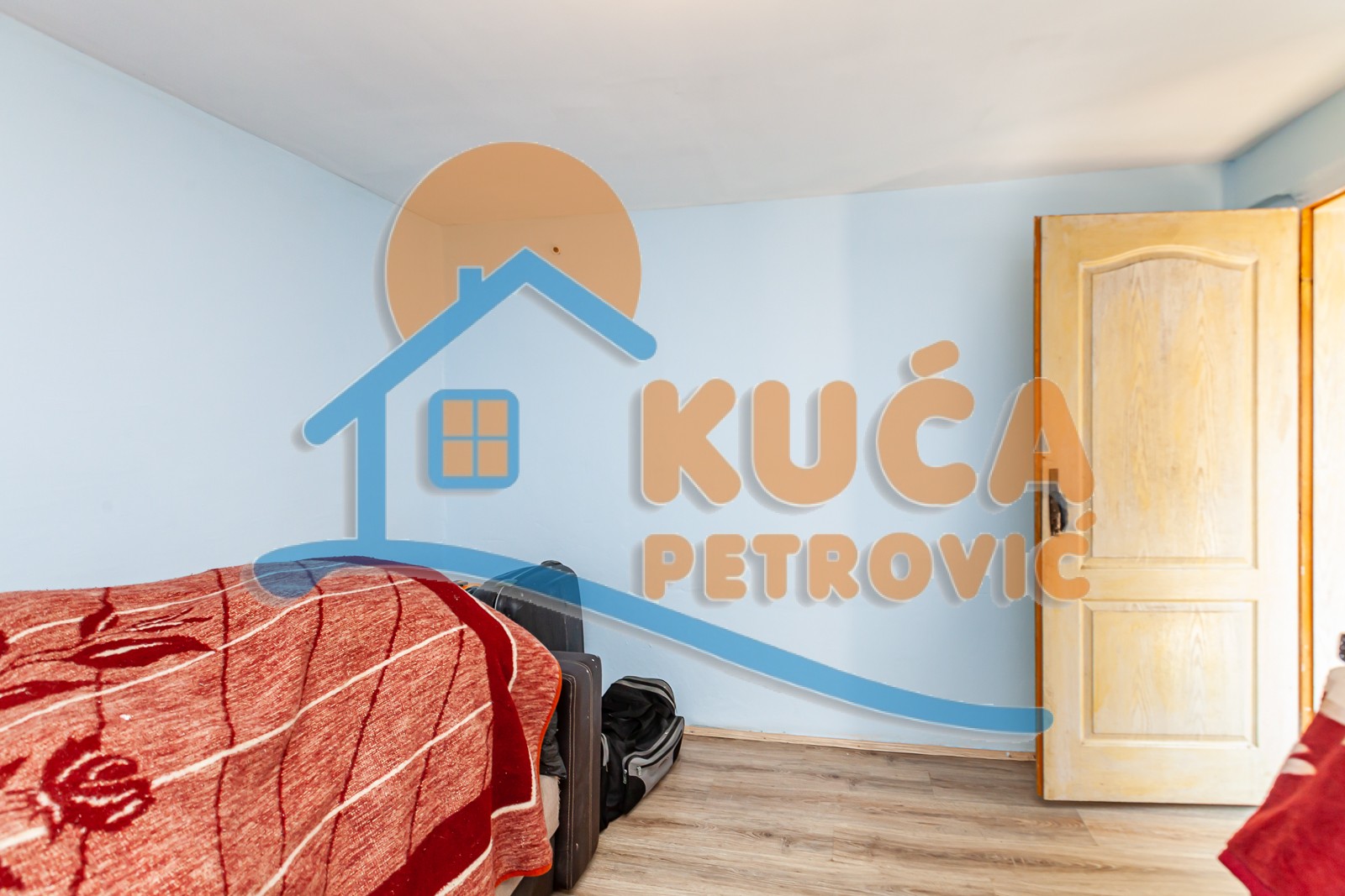 Trosobna kuća, 60 m2, Crveni krst, Blačka ID: p-09142 7