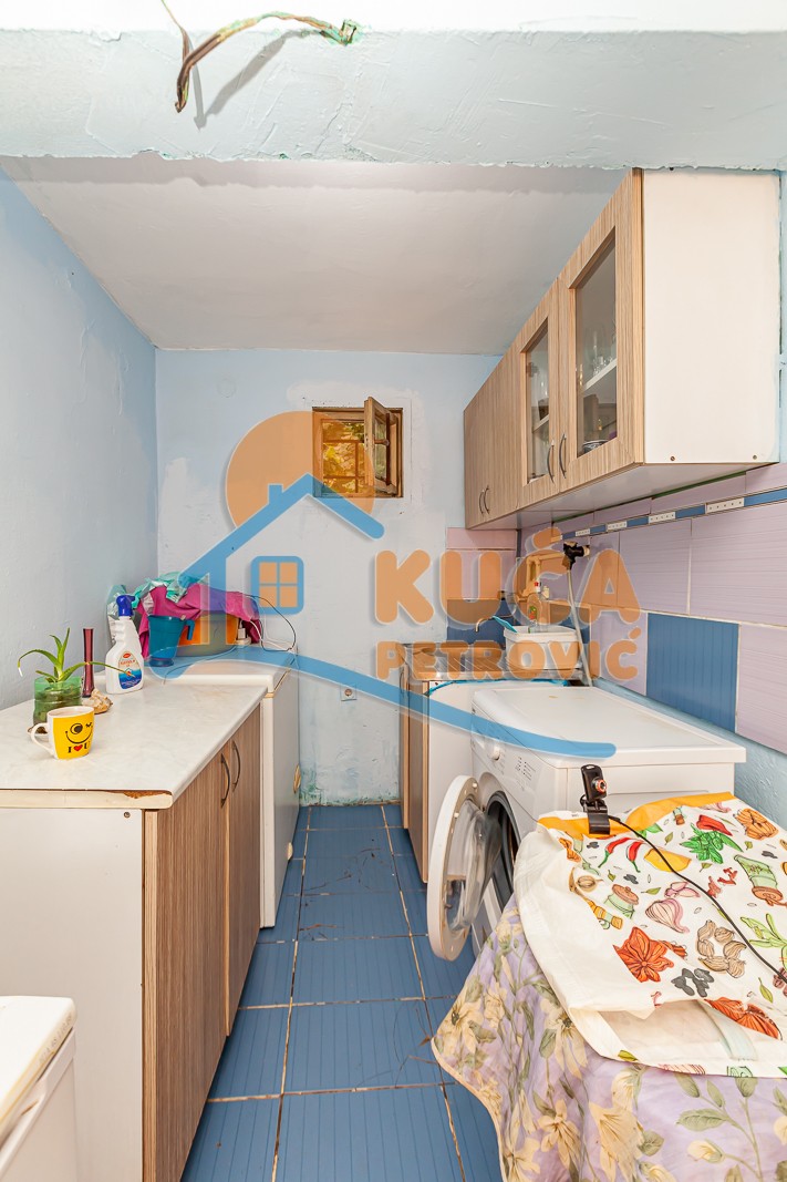 Trosobna kuća, 60 m2, Crveni krst, Blačka ID: p-09142 9