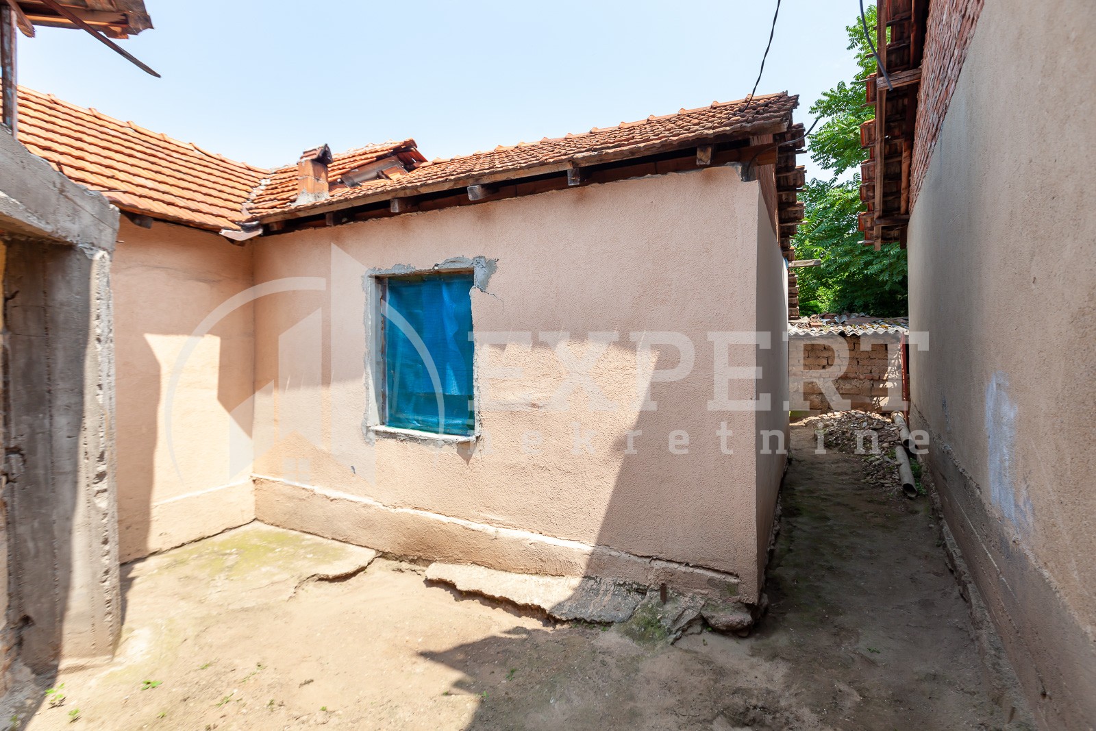 Trosobna kuća, 60 m2, Crveni krst, Blačka ID: p-09142 3