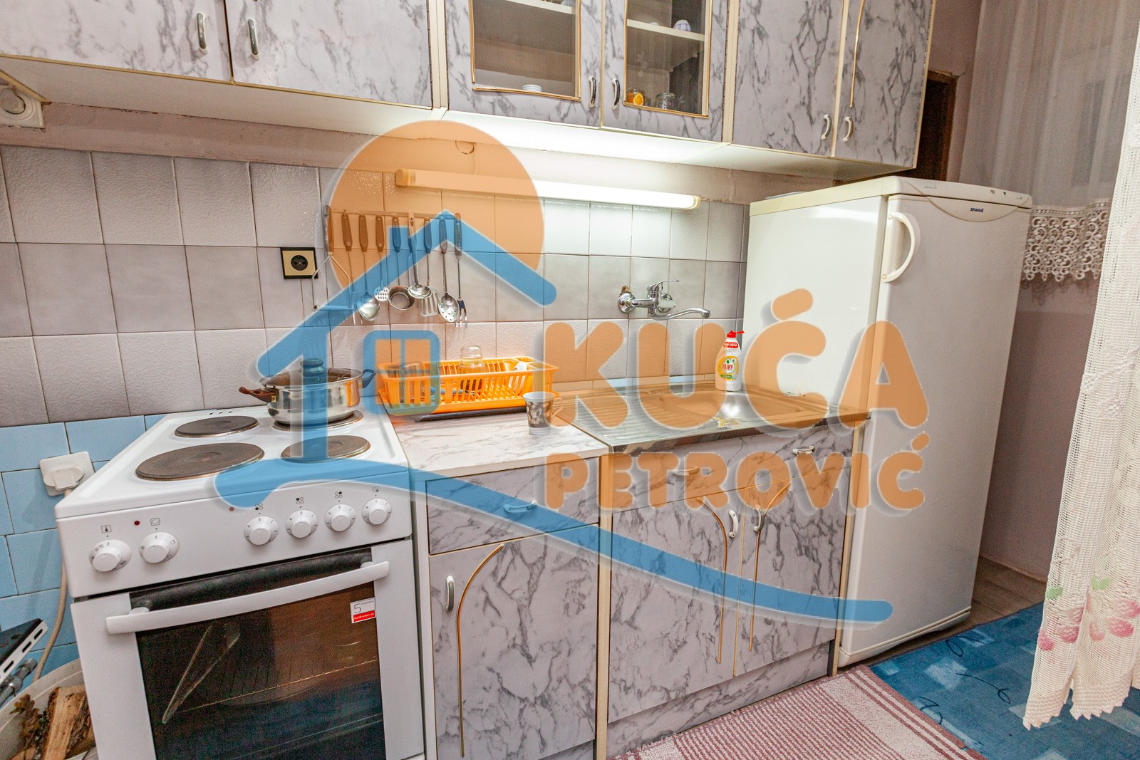 Trosobna kuća, 95 m2, Centar, Vardarska ID: p-04756 10