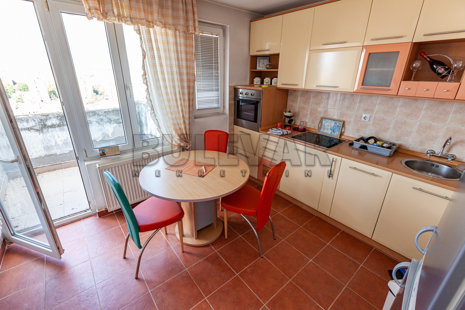 Dvosoban stan, 50 m2, Medijana, Bulevar dr Zorana ID: p-011347 7