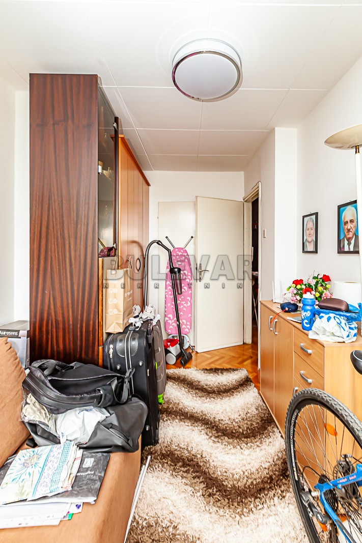 Trosoban stan, 72 m2, Pantelej, Bulevar Svetog Pantelejmona ID: p-011345 11