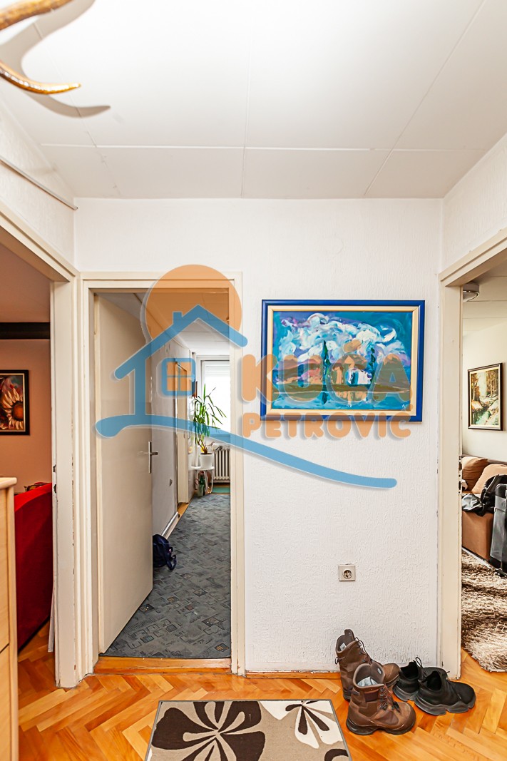 Trosoban stan, 72 m2, Pantelej, Bulevar Svetog Pantelejmona ID: p-011345 7