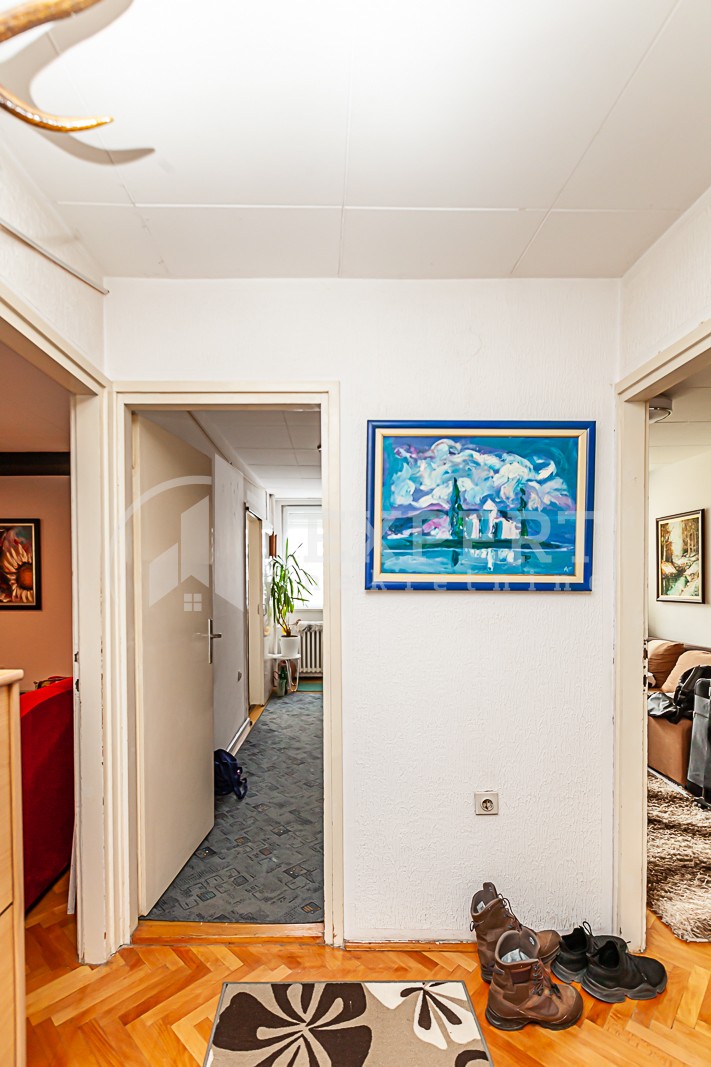 Trosoban stan, 72 m2, Pantelej, Bulevar Svetog Pantelejmona ID: p-011345 7