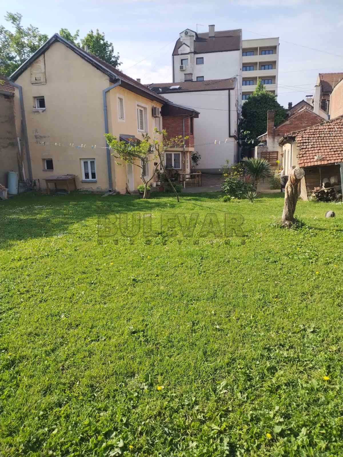 Trosobna kuća, 160 m2, Crveni Pevac, Todora Milovanovića ID: p-011354 5
