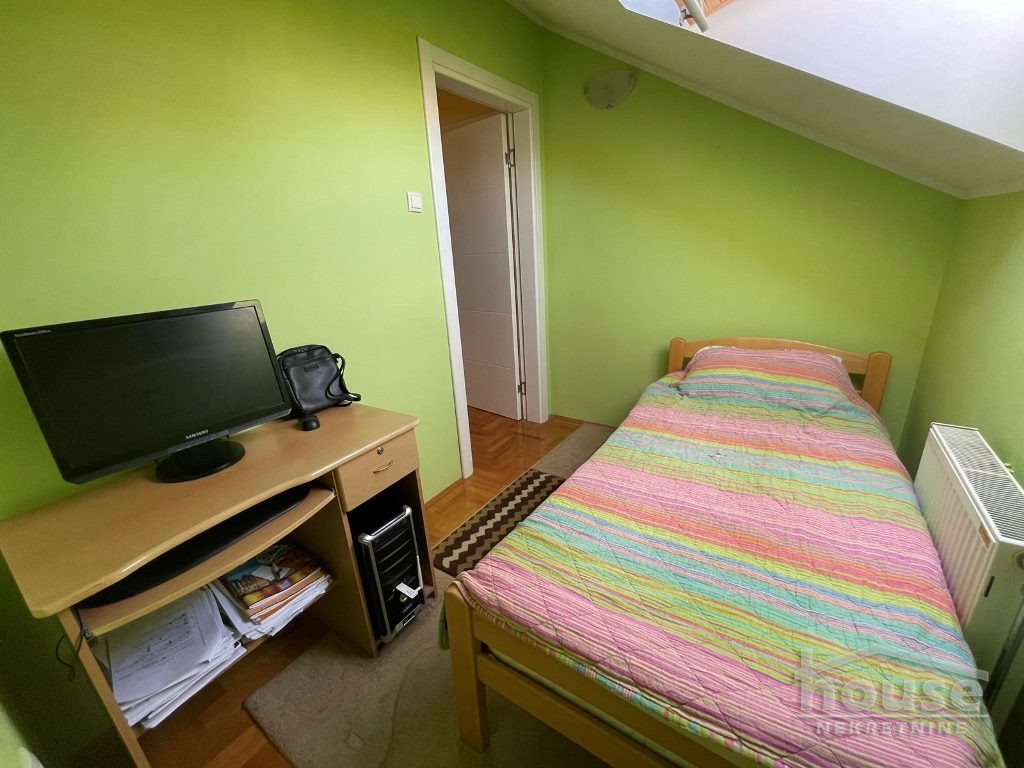 Stan,NOVI SAD,BULEVAR 64m2,151600€ , ID: 1061346 11