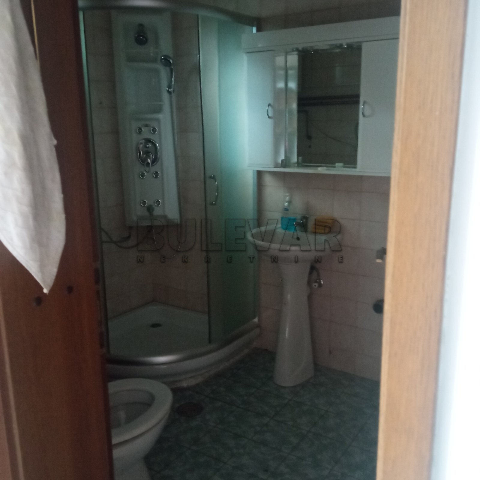 četvorosobna kuća, 296 m2, Hadži Milentijeva ID: p-011374 1