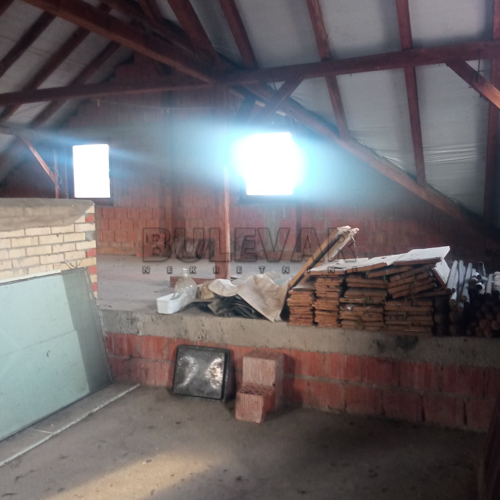 četvorosobna kuća, 296 m2, Hadži Milentijeva ID: p-011374 17