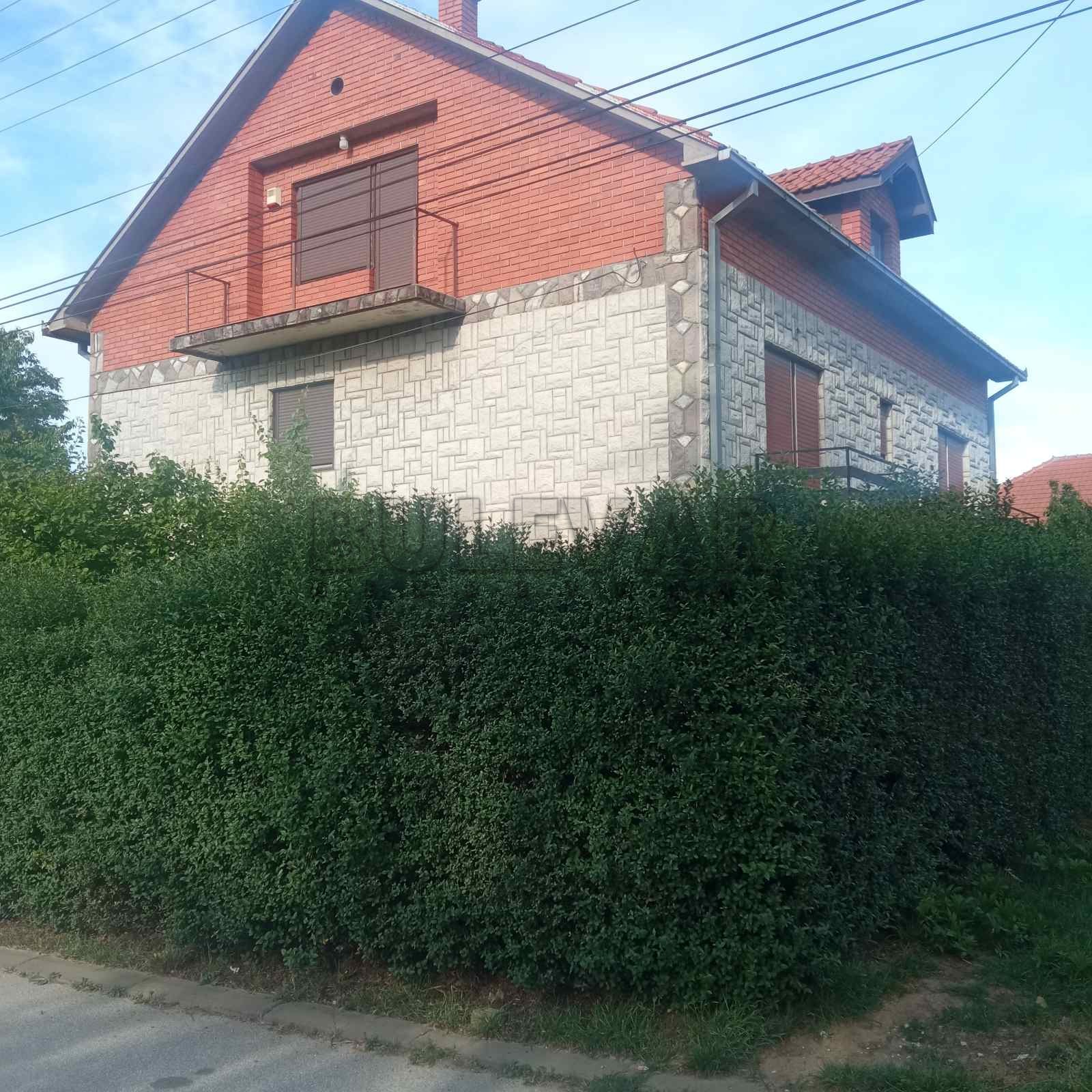 četvorosobna kuća, 334 m2, Šumarice, Despota Uglješe ID: p-011373 4