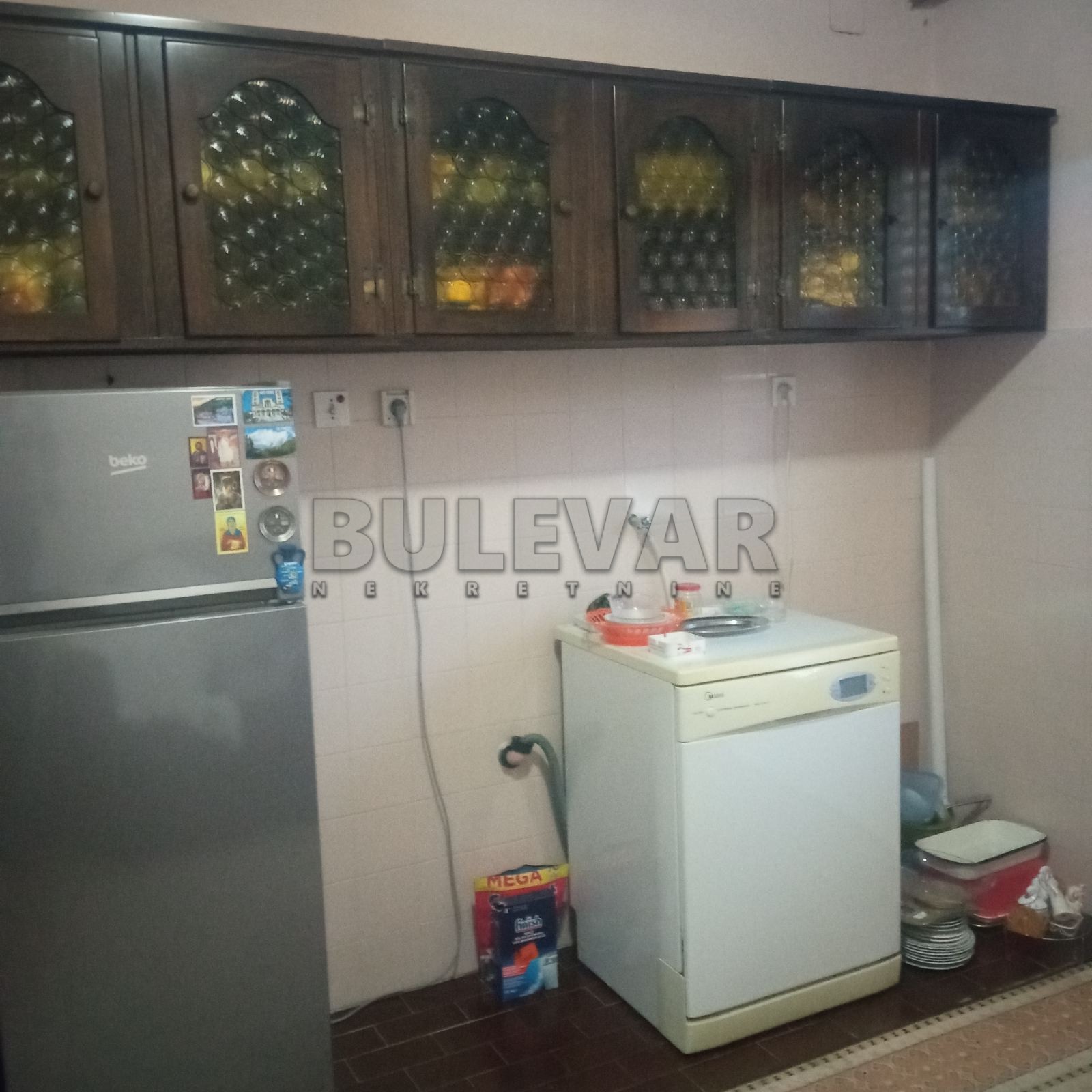 četvorosobna kuća, 334 m2, Šumarice, Despota Uglješe ID: p-011373 12