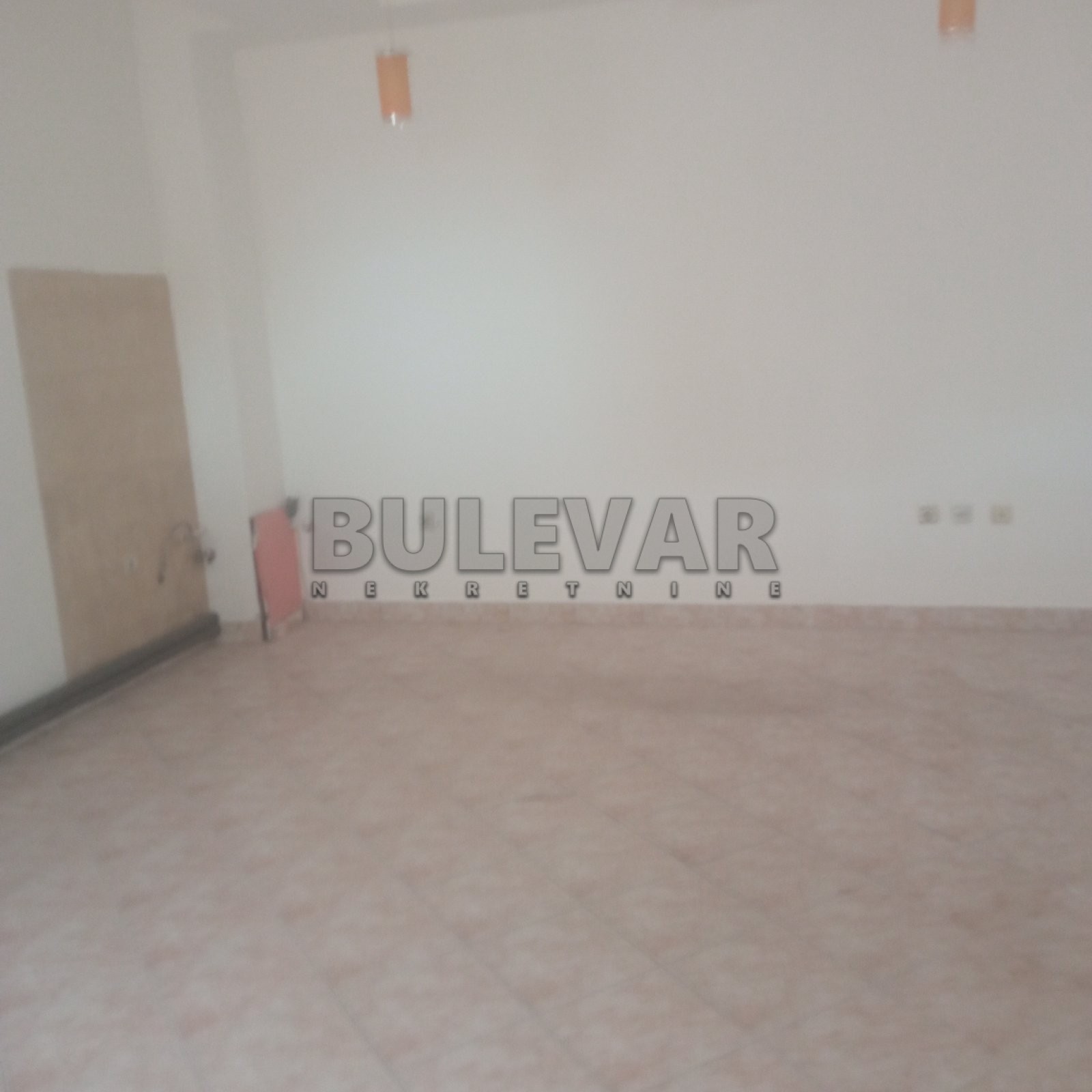Lokal, 70 m2, Centar, Milovana Gušića ID: p-011378 2