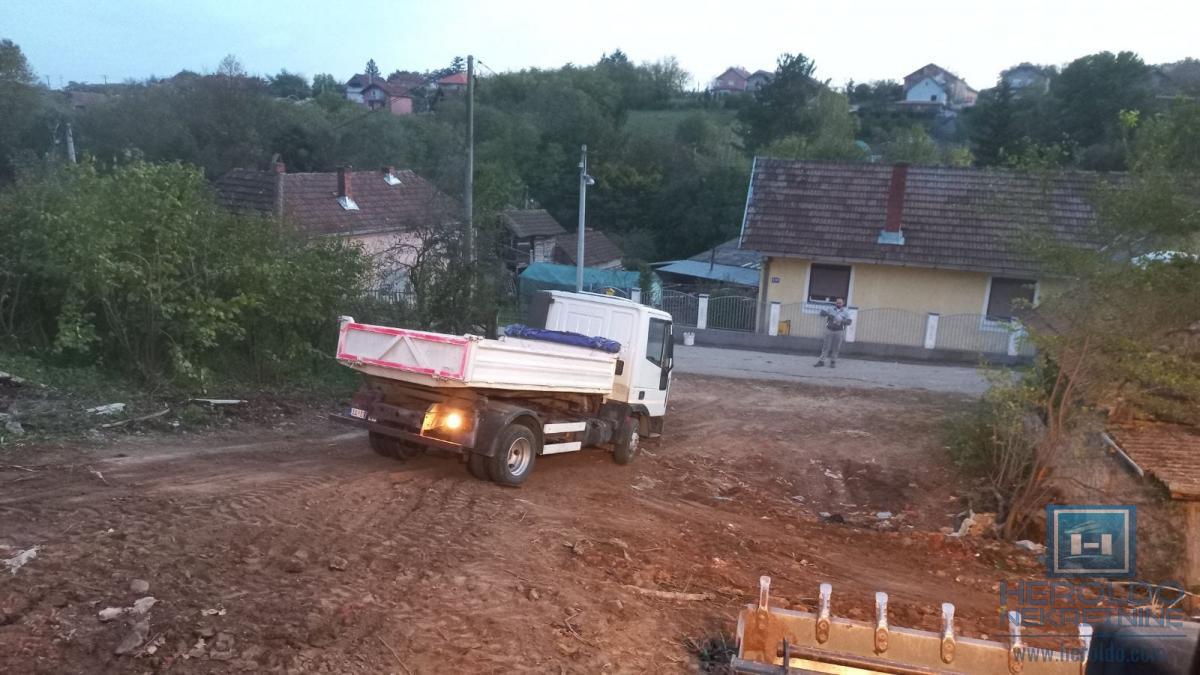 Građevinsko zemljište u Voljavču za izgradnju kuće 1