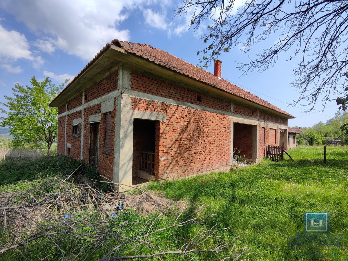 Seosko imanje u Šantarovcu, Jagodina 2