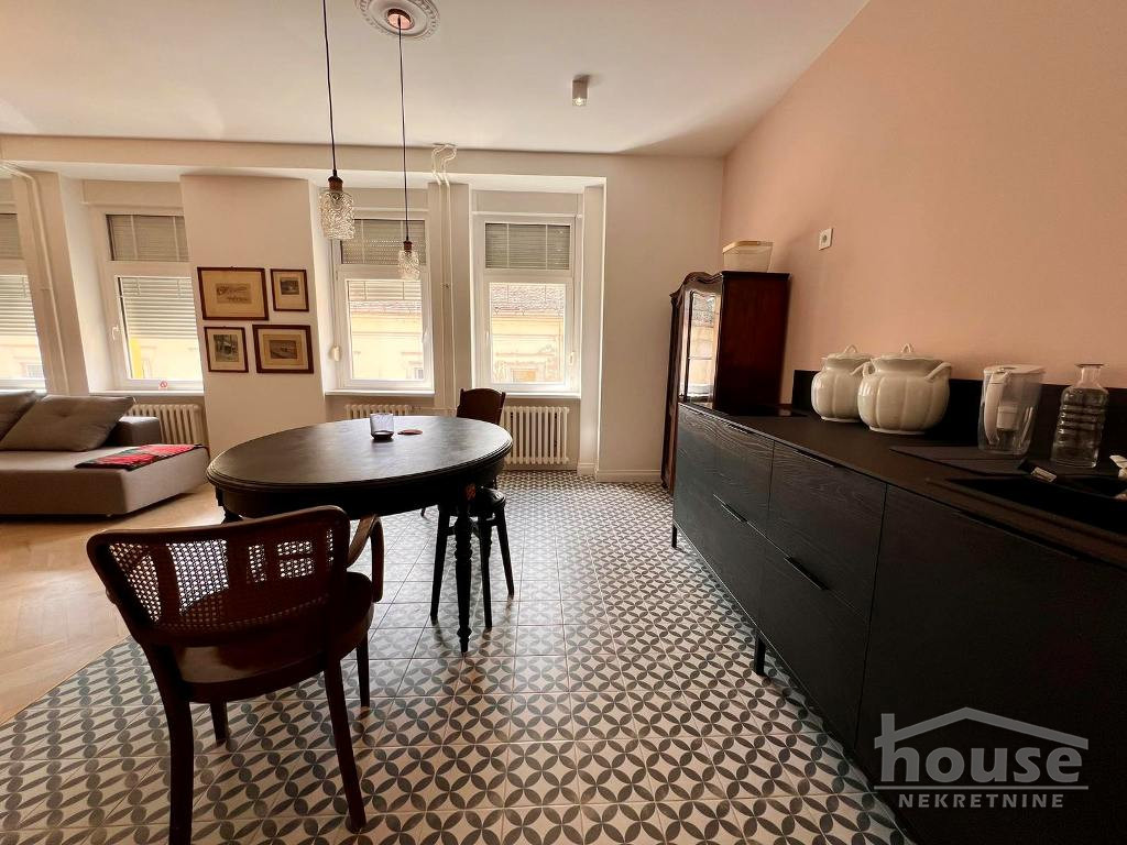 Stanovi,NOVI SAD,CENTAR 110m2,1300€ , ID: 9116420 8