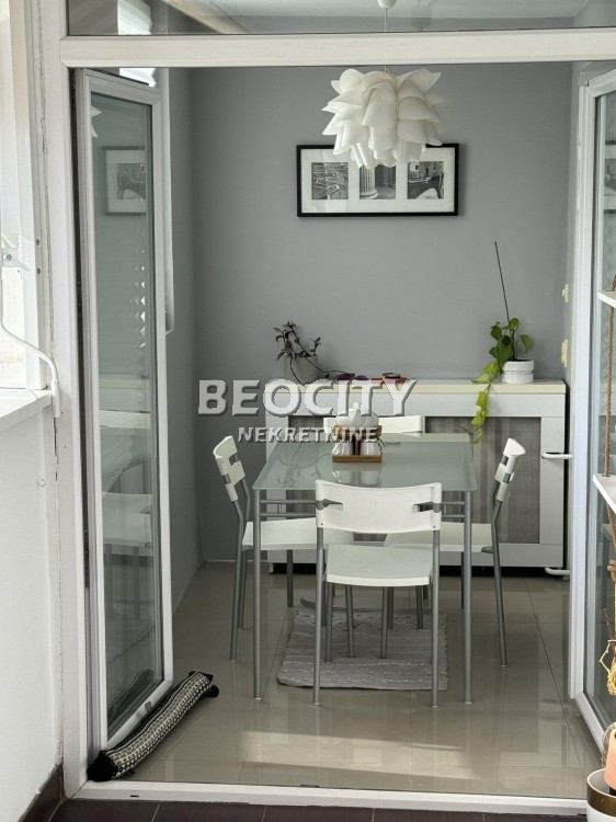 Dvosoban stan, 58 m2, Paviljoni, Luja Adamiča ID: 108652 8