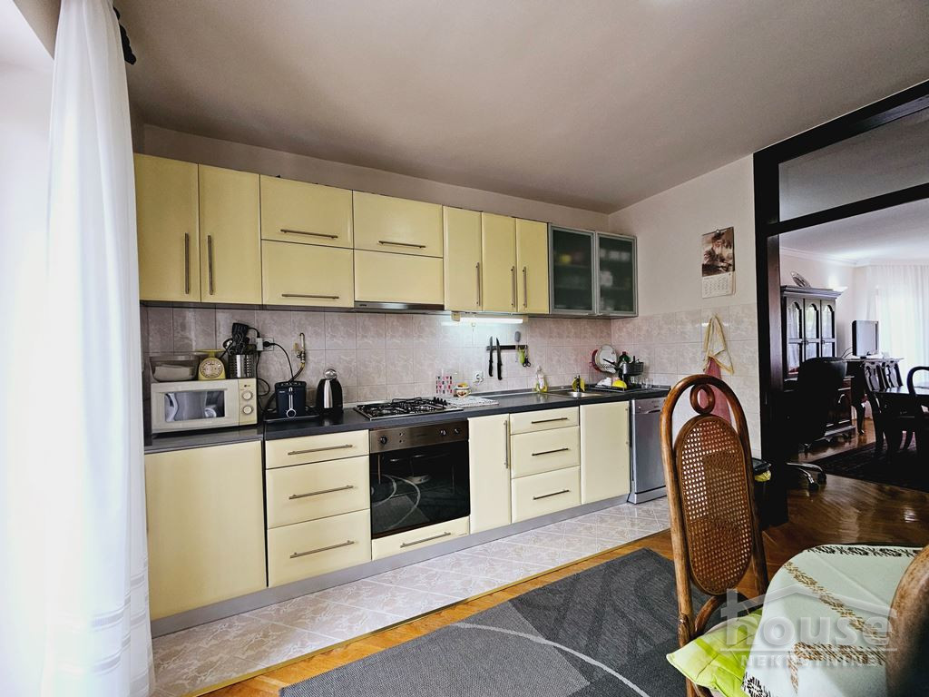 Kuca,SREMSKA KAMENICA,TATARSKO BRDO210m2,412000€ , ID: 3046195 5