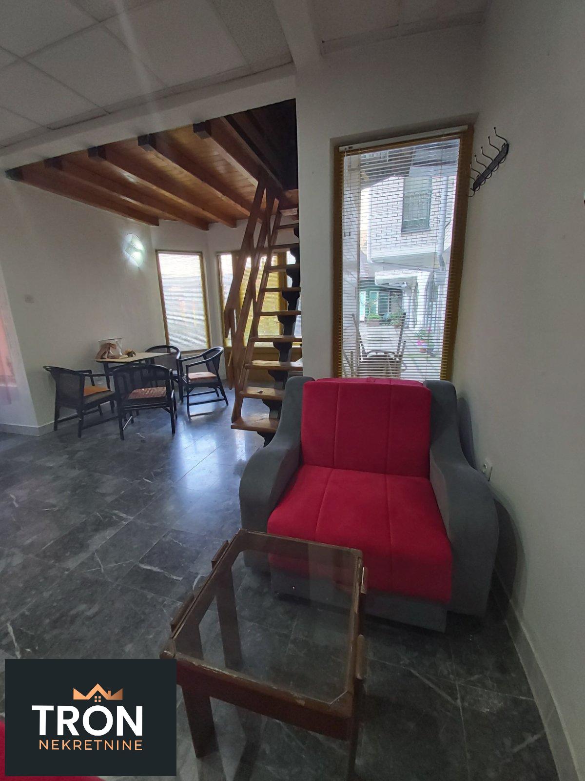 Apartman sa galerijom 25m2 3