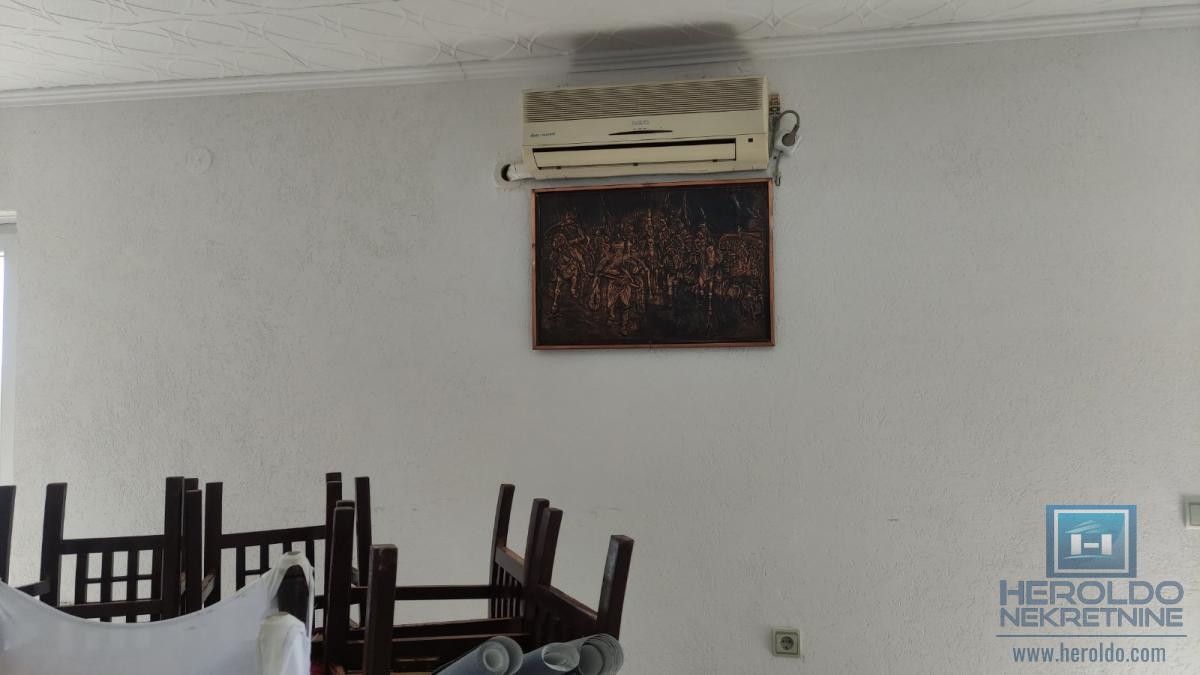 Nov poslovni objekat usluzne deletnosti za izdavanje 10