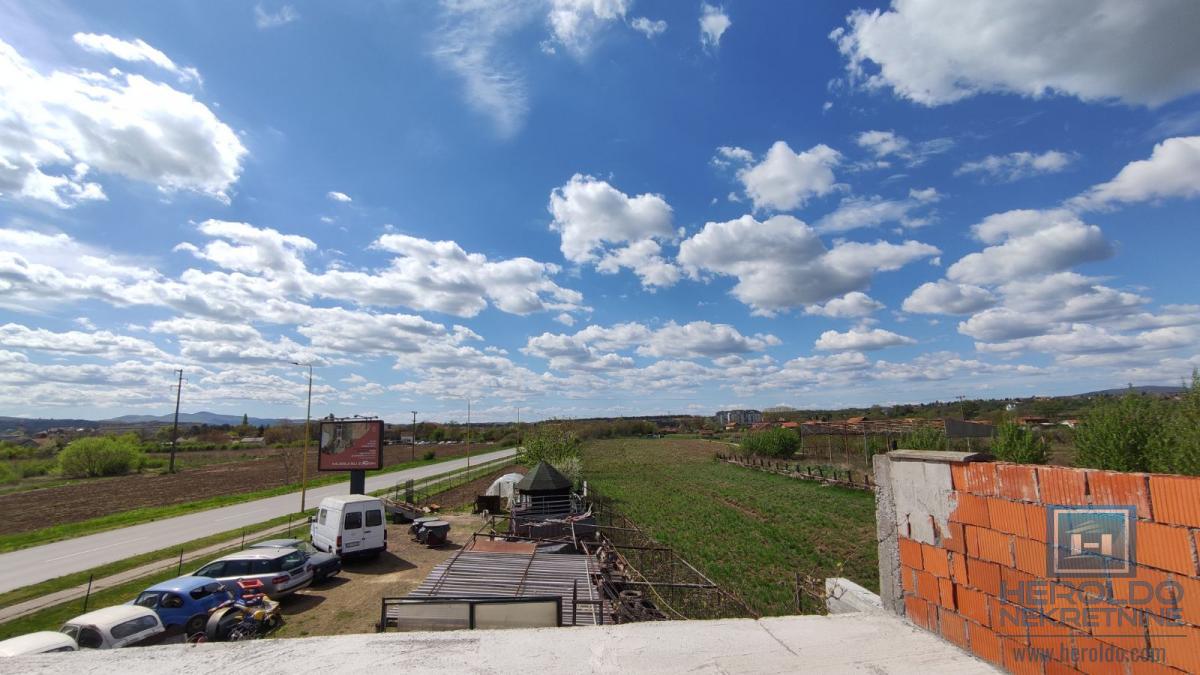 Nov poslovni objekat usluzne deletnosti za izdavanje 11