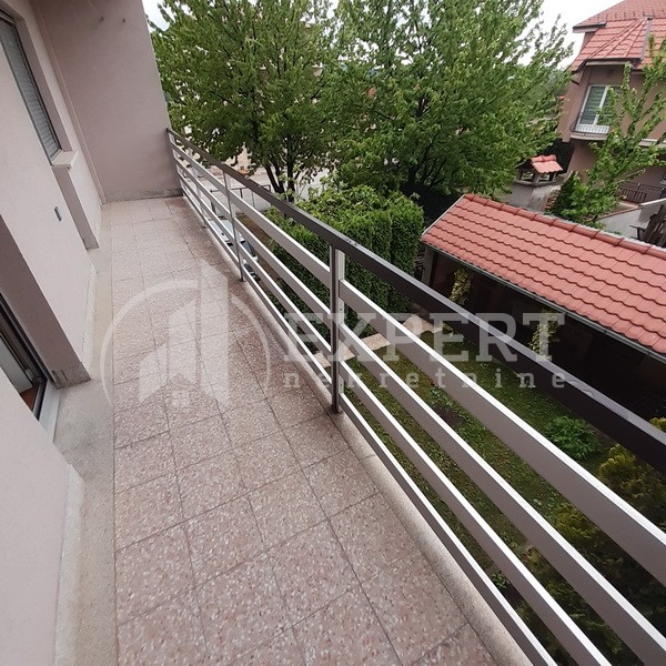 četvorosobna kuća, 250 m2, Donja Vrežina, Tolstojeva ID: p-011392 27