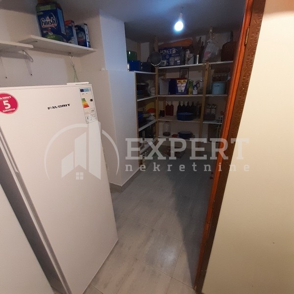 četvorosobna kuća, 250 m2, Donja Vrežina, Tolstojeva ID: p-011392 10