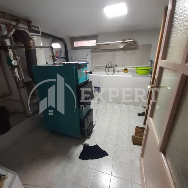 četvorosobna kuća, 250 m2, Donja Vrežina, Tolstojeva ID: p-011392 5