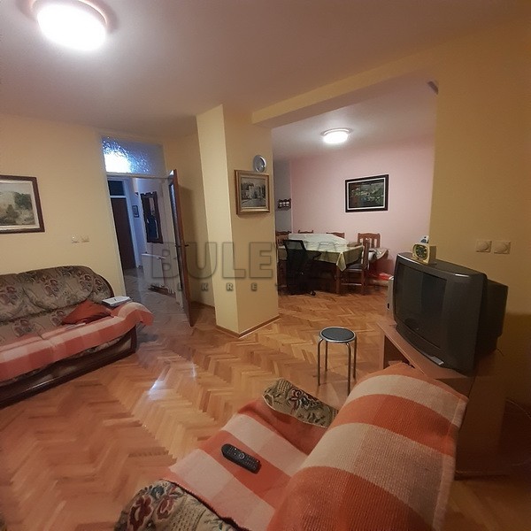 četvorosobna kuća, 250 m2, Donja Vrežina, Tolstojeva ID: p-011392 21