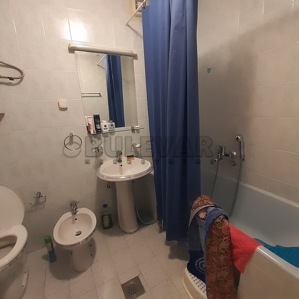 četvorosobna kuća, 250 m2, Donja Vrežina, Tolstojeva ID: p-011392 25