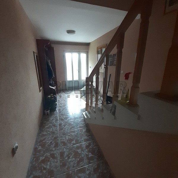 četvorosobna kuća, 250 m2, Donja Vrežina, Tolstojeva ID: p-011392 14