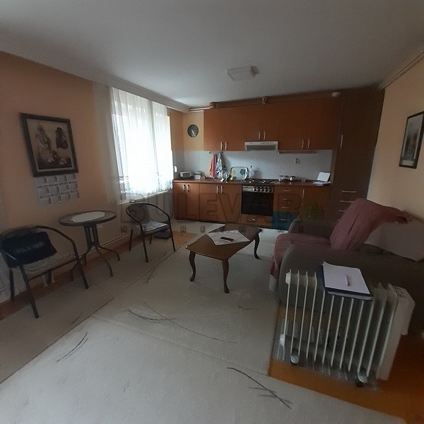 četvorosobna kuća, 250 m2, Donja Vrežina, Tolstojeva ID: p-011392 16