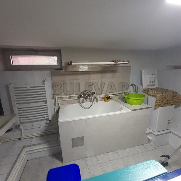 četvorosobna kuća, 250 m2, Donja Vrežina, Tolstojeva ID: p-011392 6