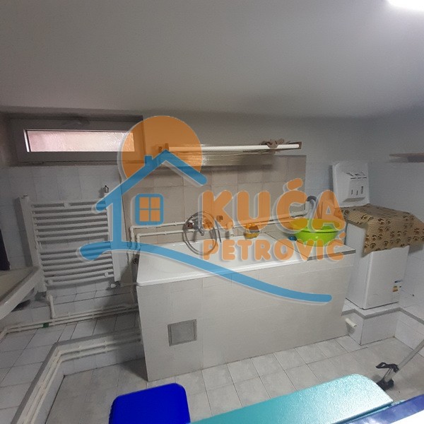 četvorosobna kuća, 250 m2, Donja Vrežina, Tolstojeva ID: p-011392 6