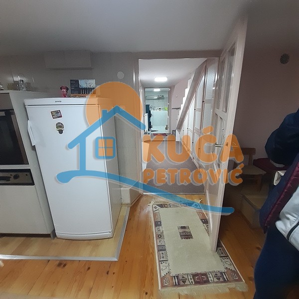 četvorosobna kuća, 250 m2, Donja Vrežina, Tolstojeva ID: p-011392 13