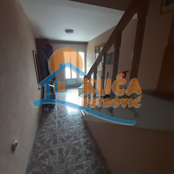 četvorosobna kuća, 250 m2, Donja Vrežina, Tolstojeva ID: p-011392 14