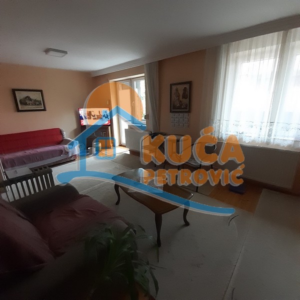 četvorosobna kuća, 250 m2, Donja Vrežina, Tolstojeva ID: p-011392 18
