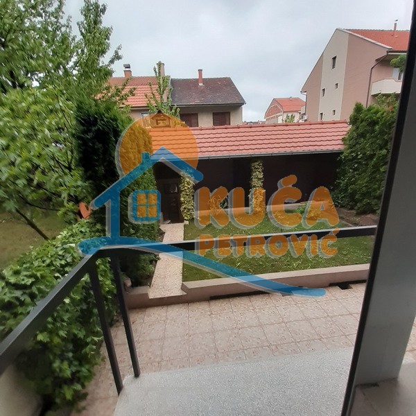 četvorosobna kuća, 250 m2, Donja Vrežina, Tolstojeva ID: p-011392 19